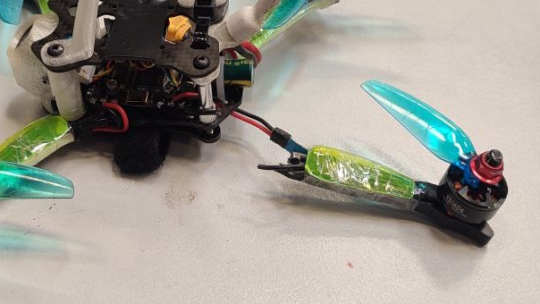 broken arm around m3 screw